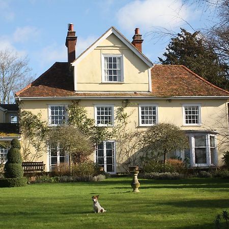 The Old Rectory, Kettlebaston Bed & Breakfast ลาเวนแนม ภายนอก รูปภาพ